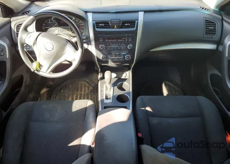 2015 Nissan Altima 2.5 from USA, damaged, VIN 1N4AL3APXFC132253